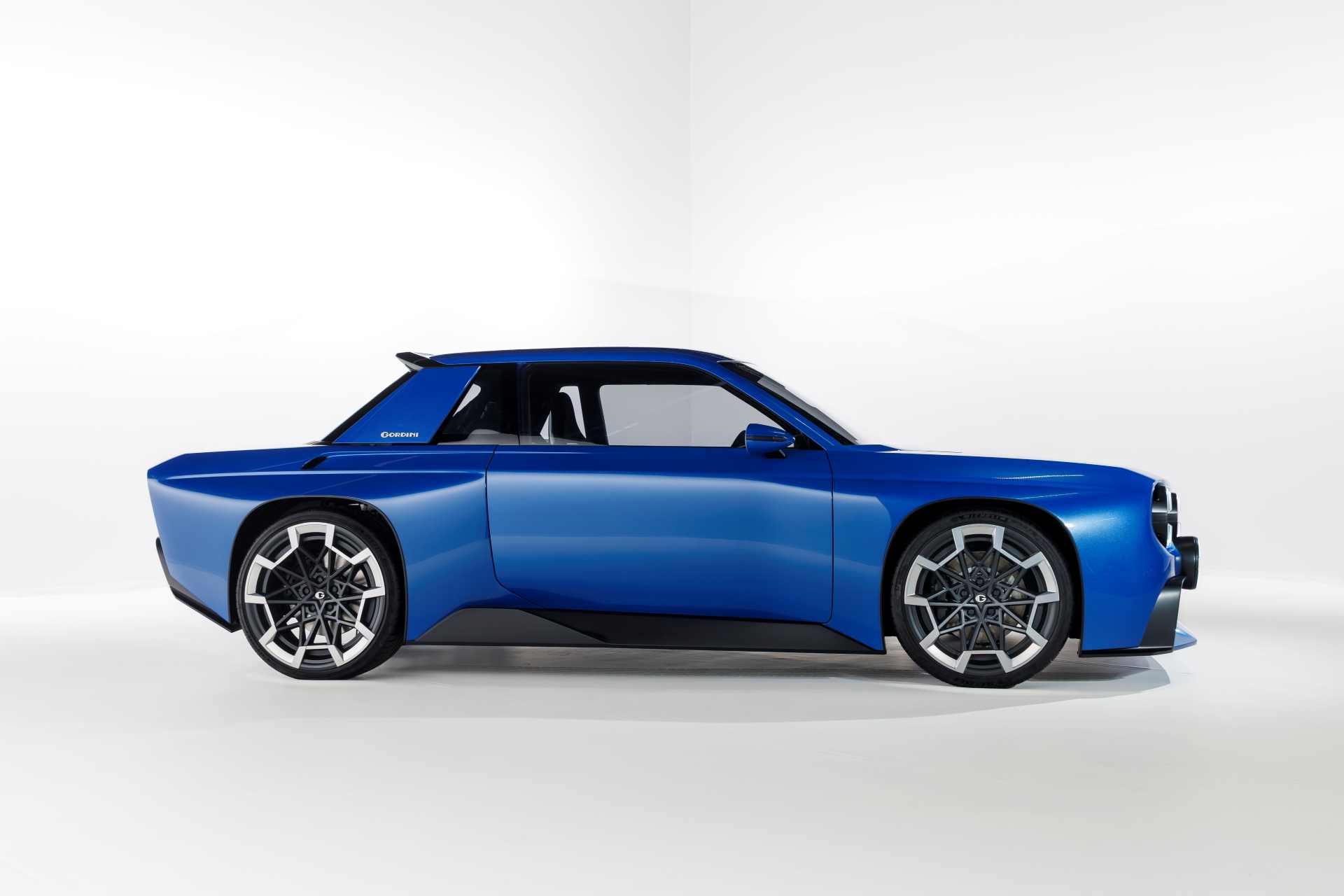 Renault-8-Gordini-Concept 22