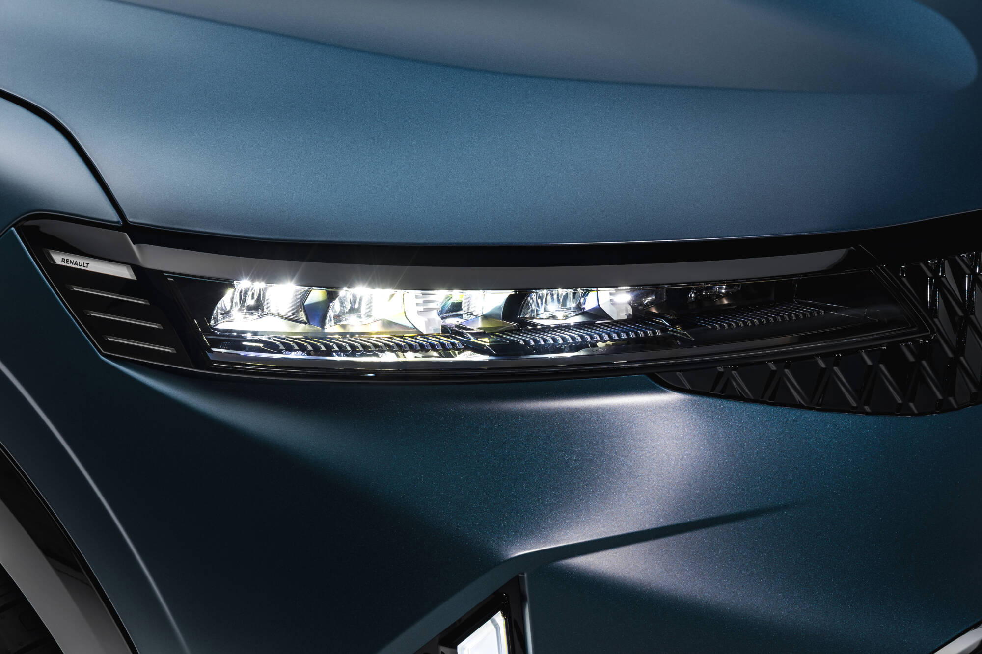New Renault Megane E-Tech electric 39