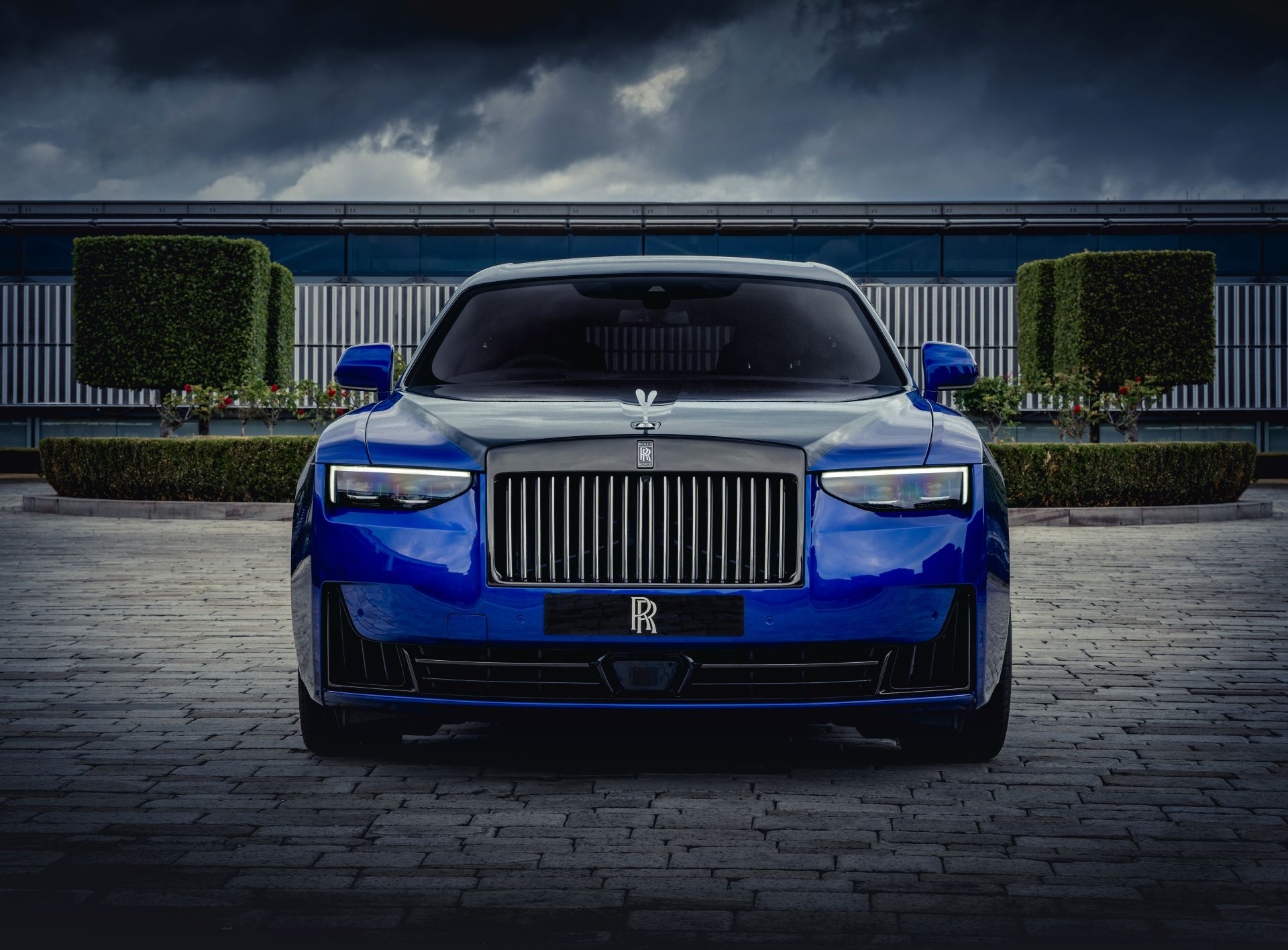 rolls-royce black badge ghost gamer