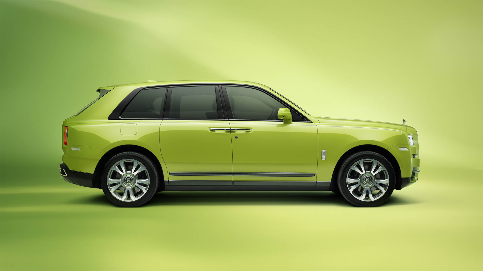rollsroycecullinaninspiredbyfashionrebellelimegreen01