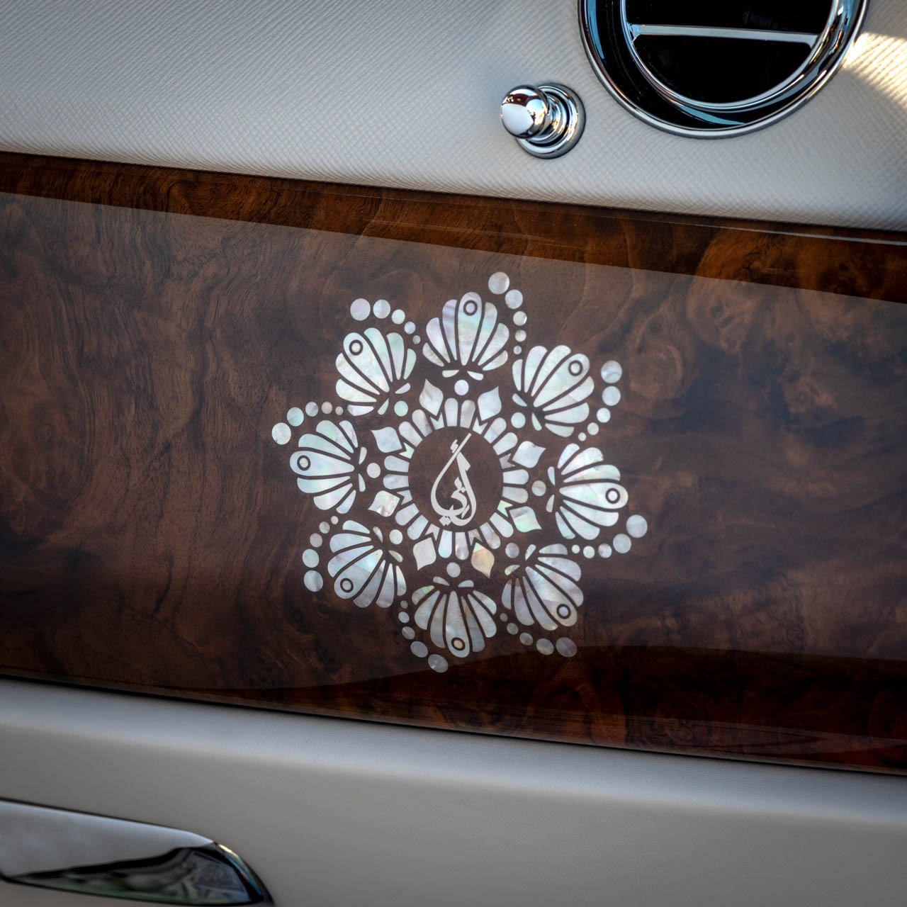 Rolls-Royce The Pearl Cullinan 13
