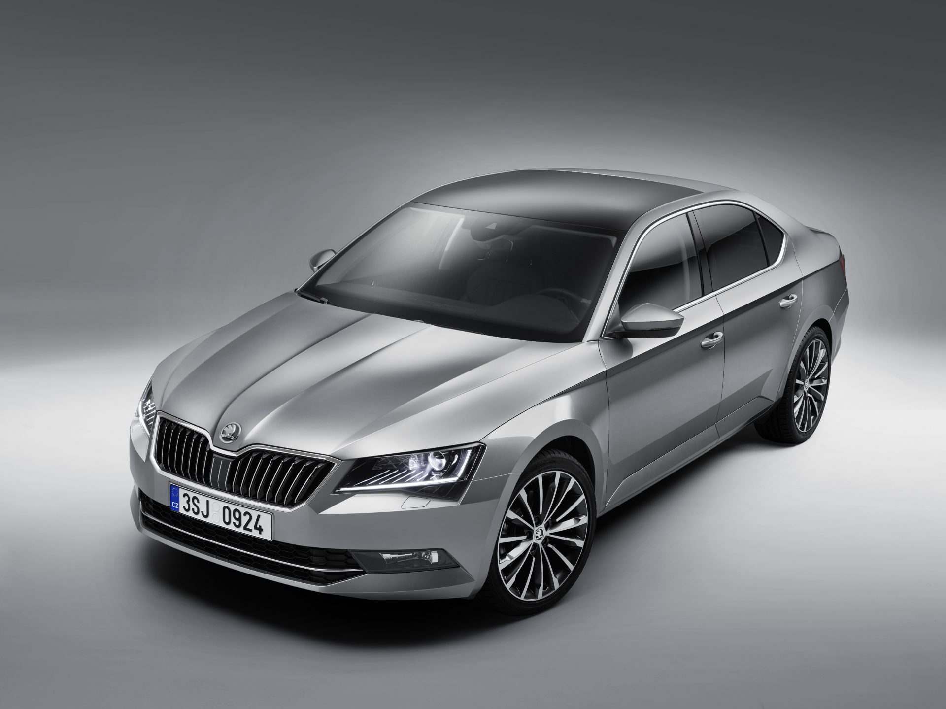 skoda superb 2016