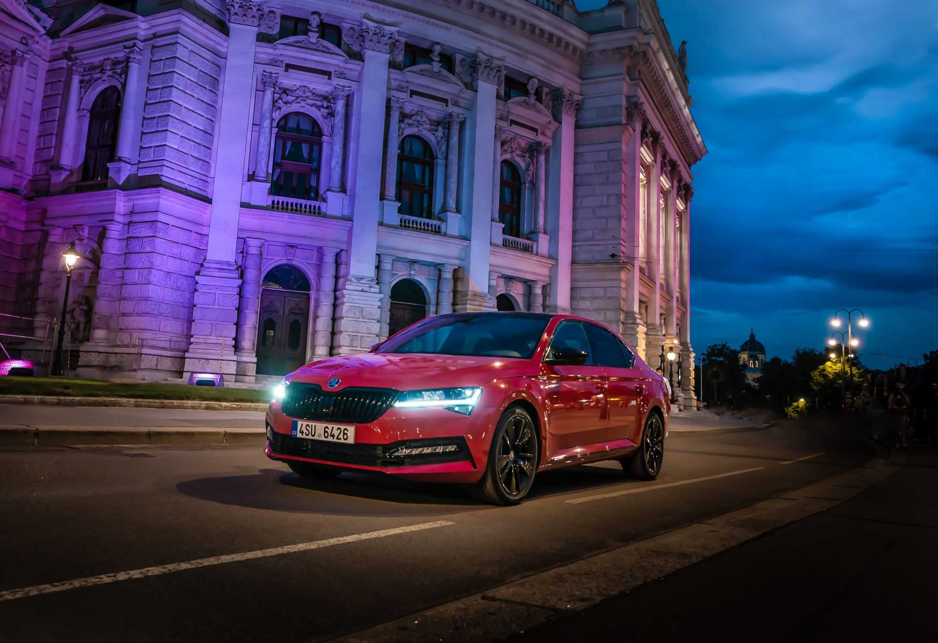 skoda superb 2019 06