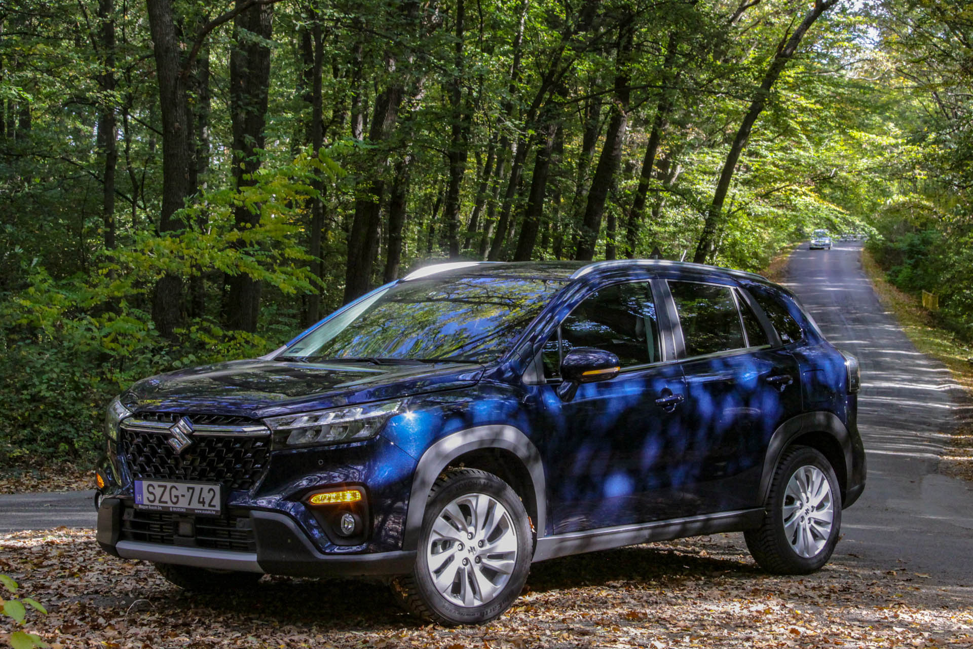 suzukisxscrossmhev2022dz