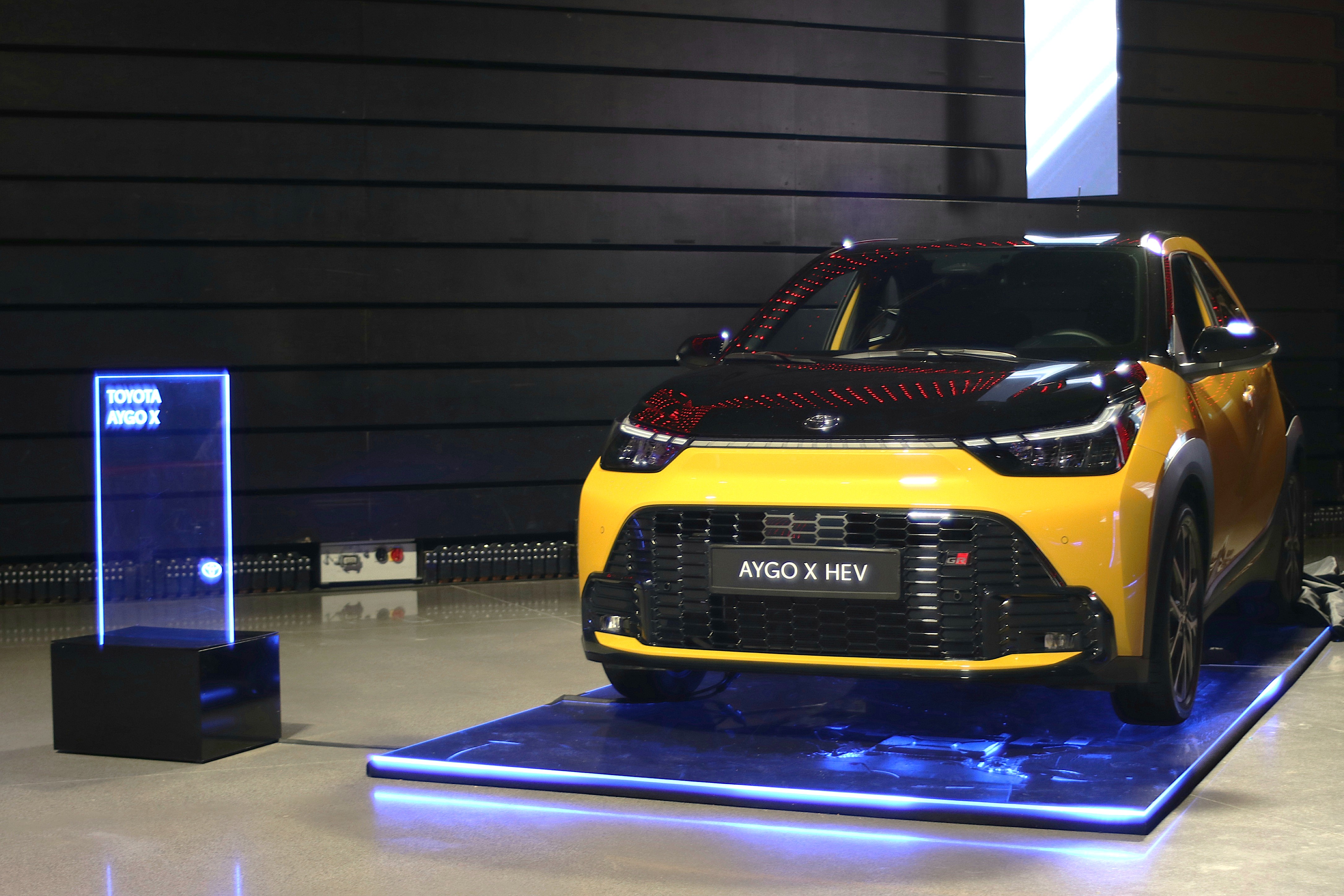 toyota aygo x hev