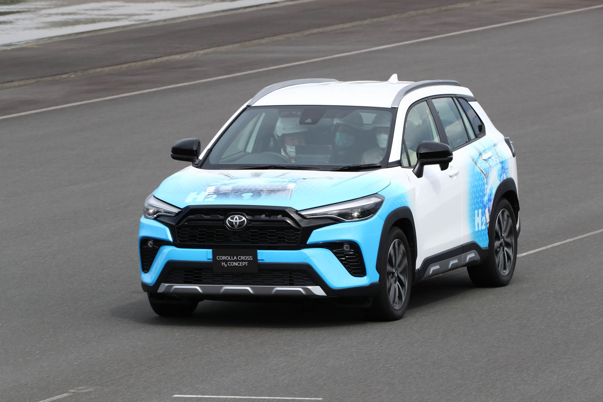 toyotacorollacrossh2concept01