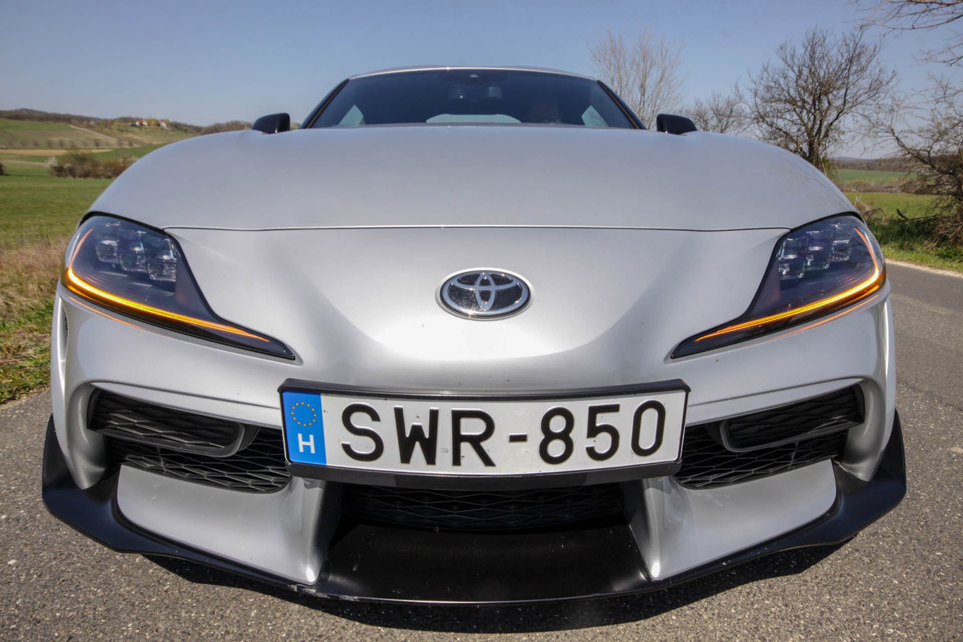 toyotagrsupradynamic2022e01