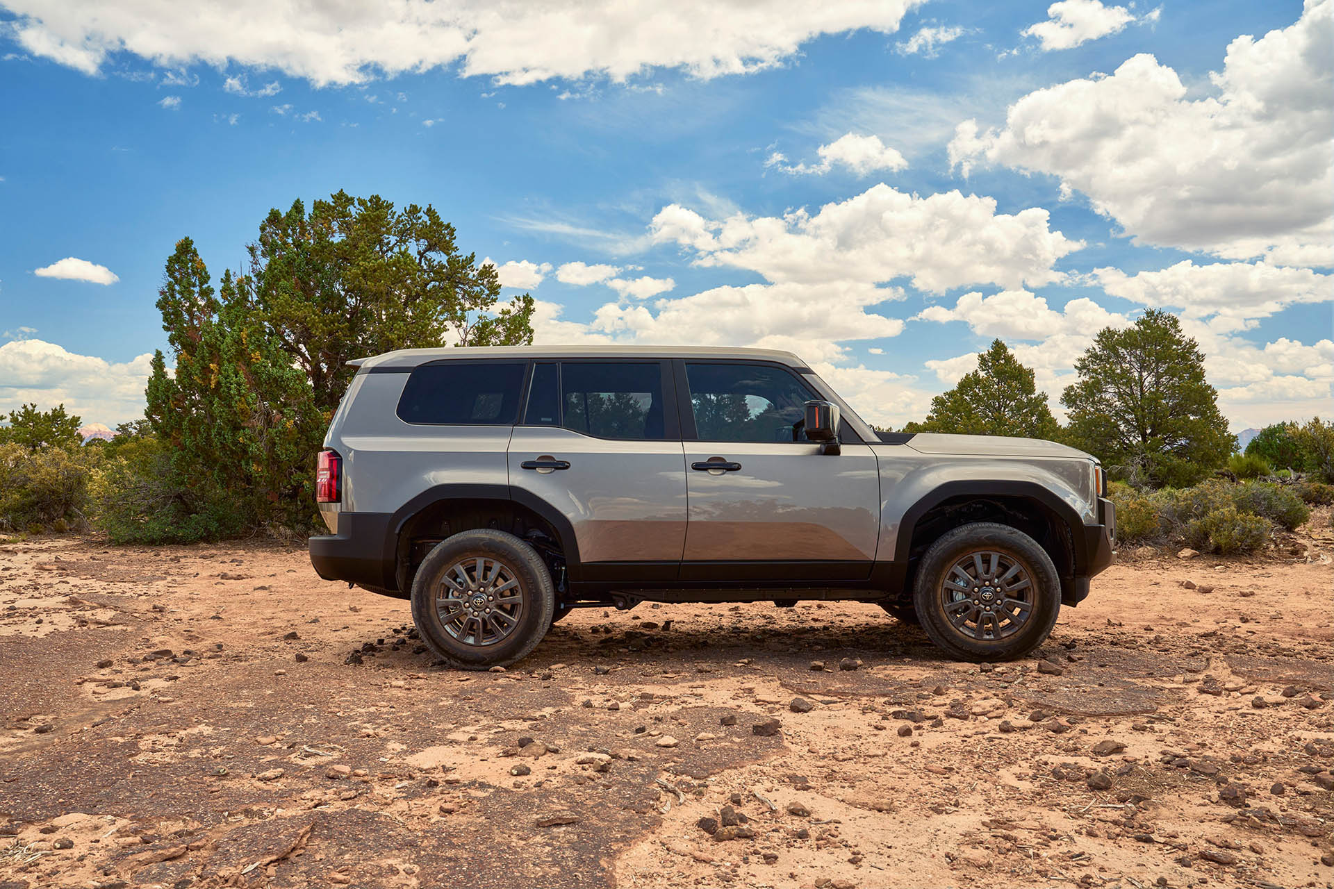 toyota land cruiser 2024 32