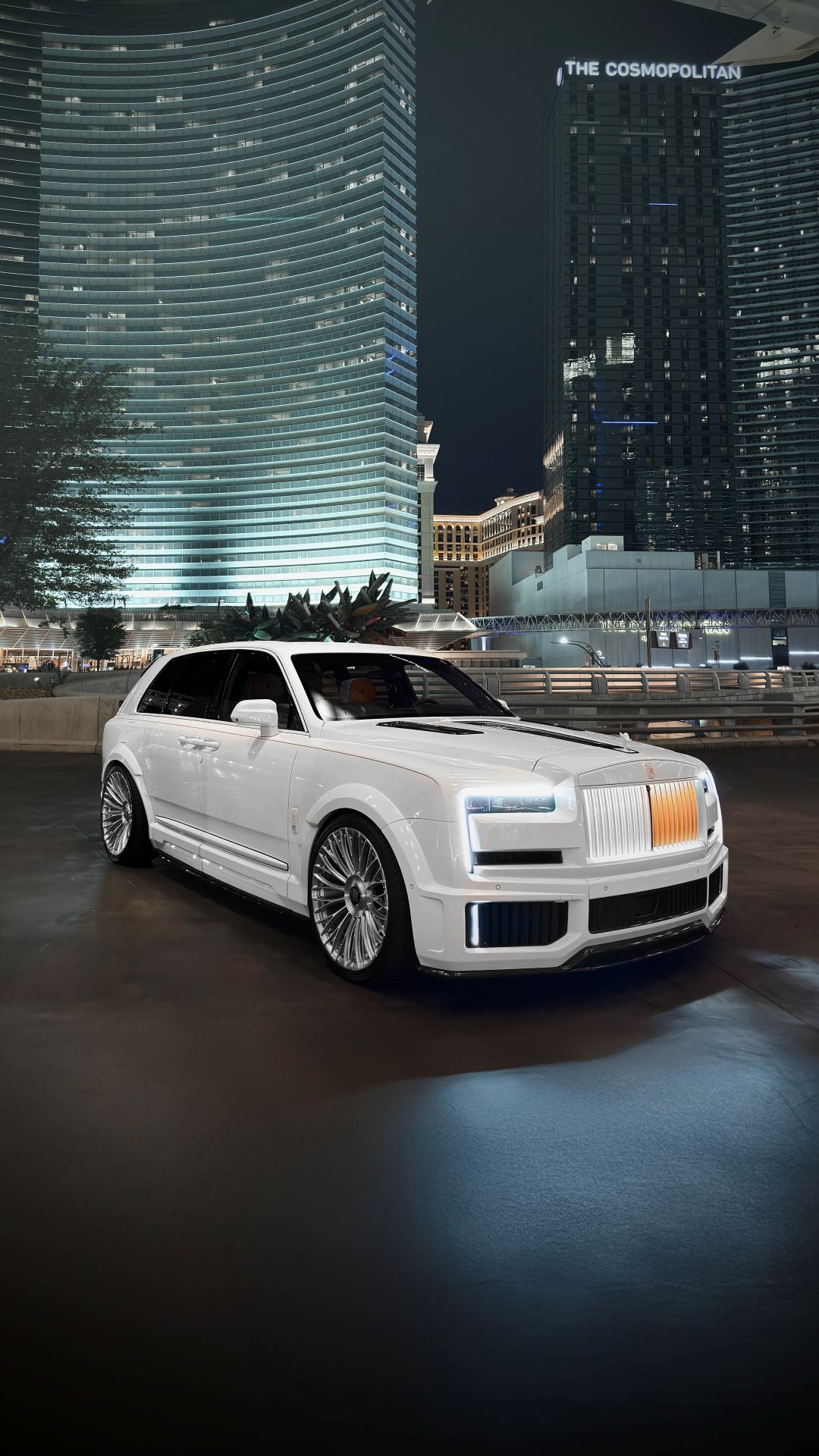 Urban Cullinan Series II Widetrack White