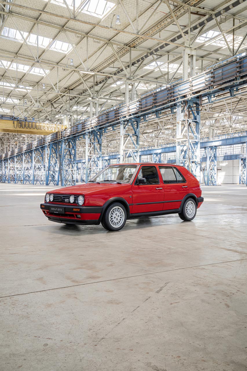 Volkswagen Golf GTI 50 EDITION28