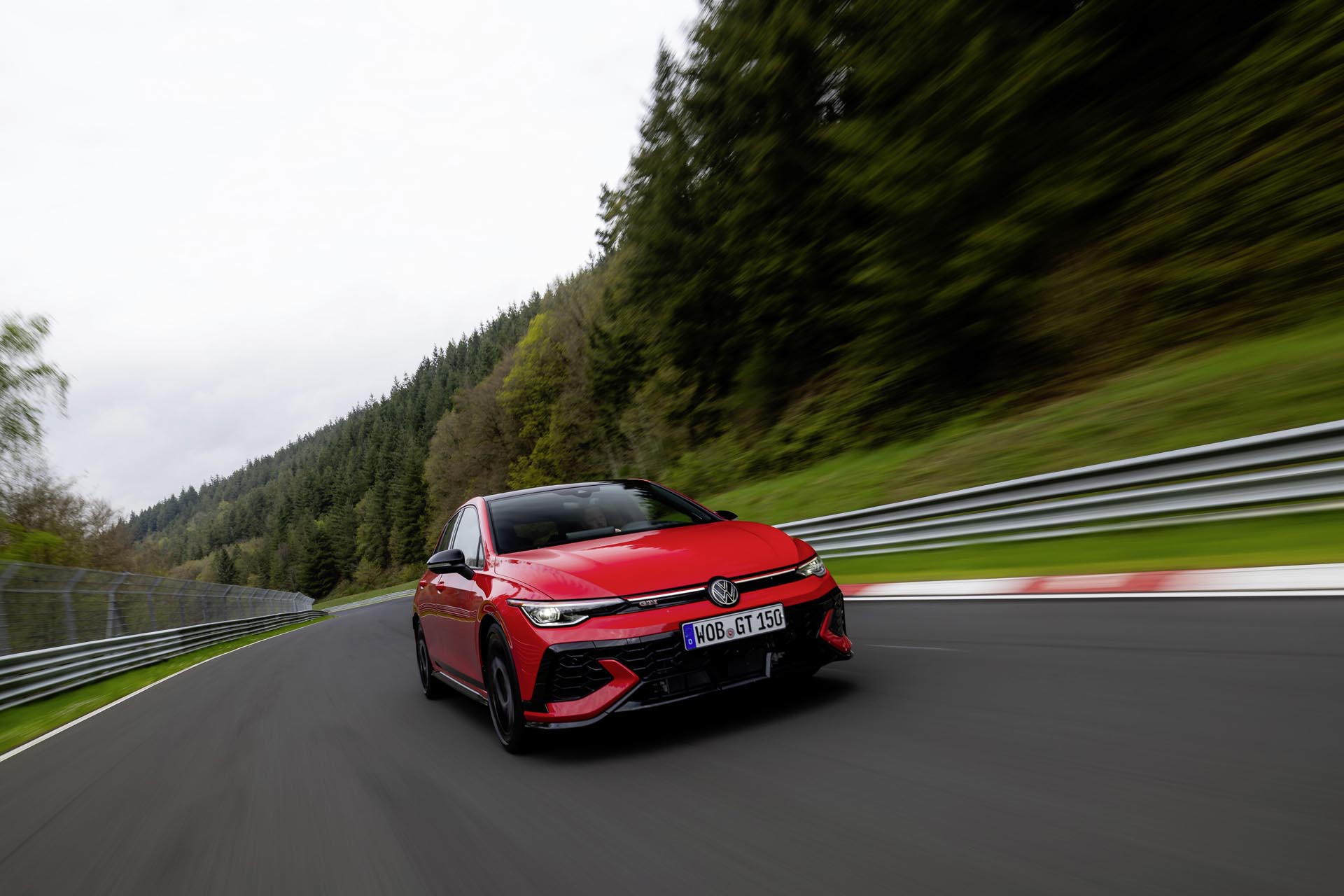 Volkswagen Golf GTI 50 EDITION53