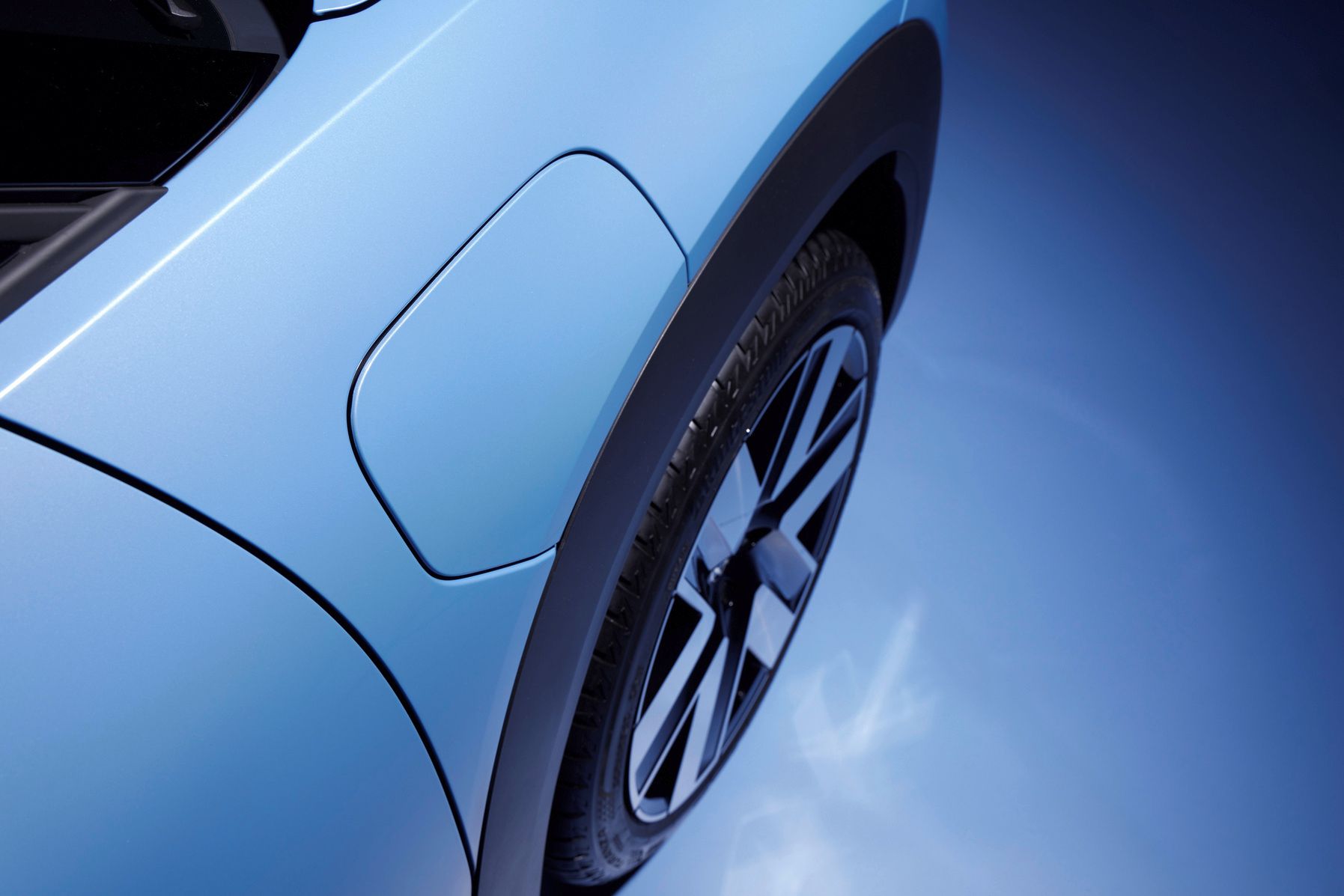 volkswagen id cross 09