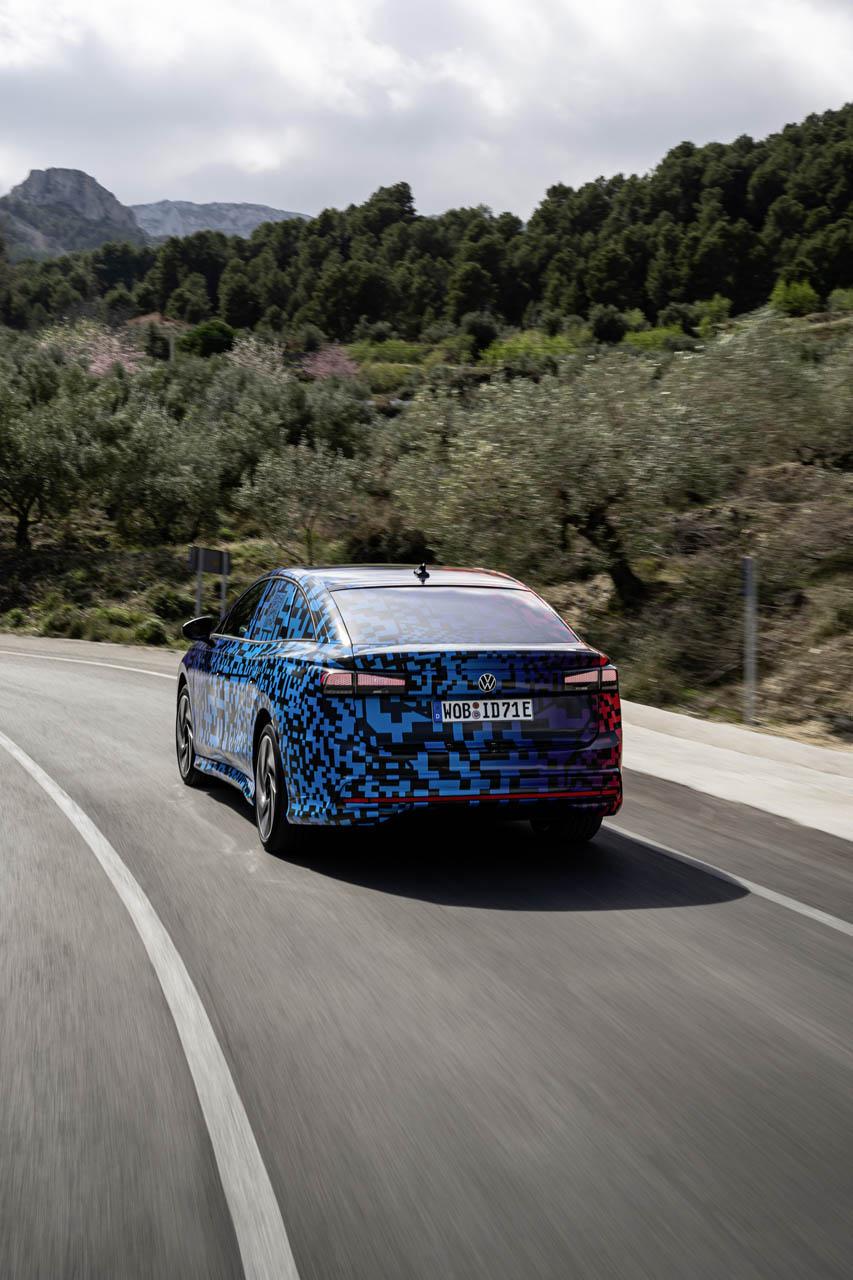 volkswagenid7camouflage54
