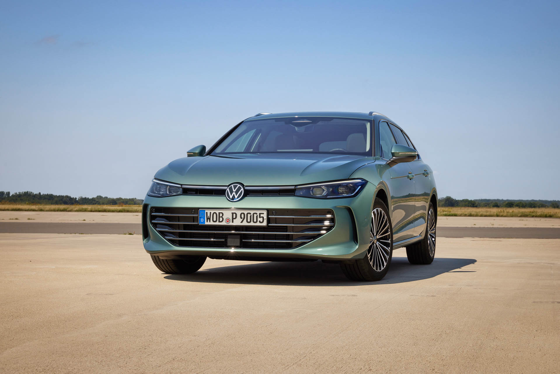 Volkswagen Passat Variant 2023 05