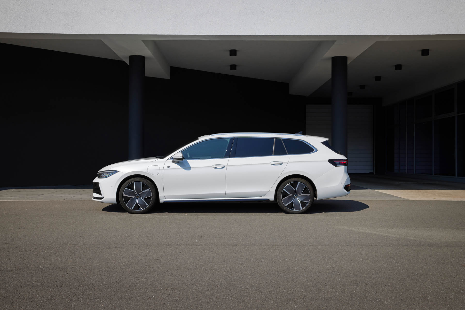 Volkswagen Passat Variant 2023 19