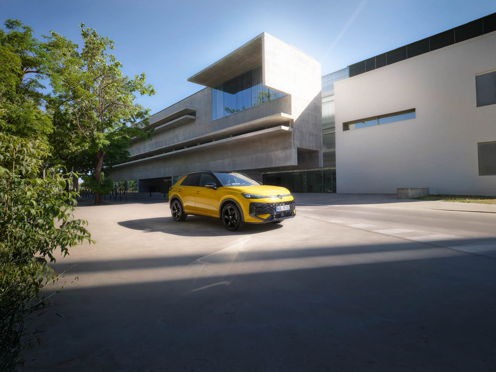 Volkswagen T-Roc 2025 01