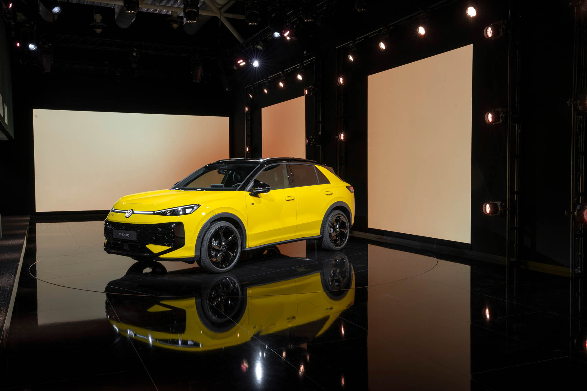 Volkswagen T-Roc 2025 24