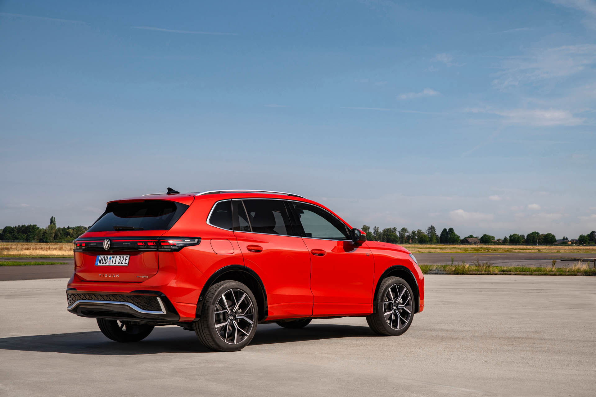 Volkswagen Tiguan R 2023 11