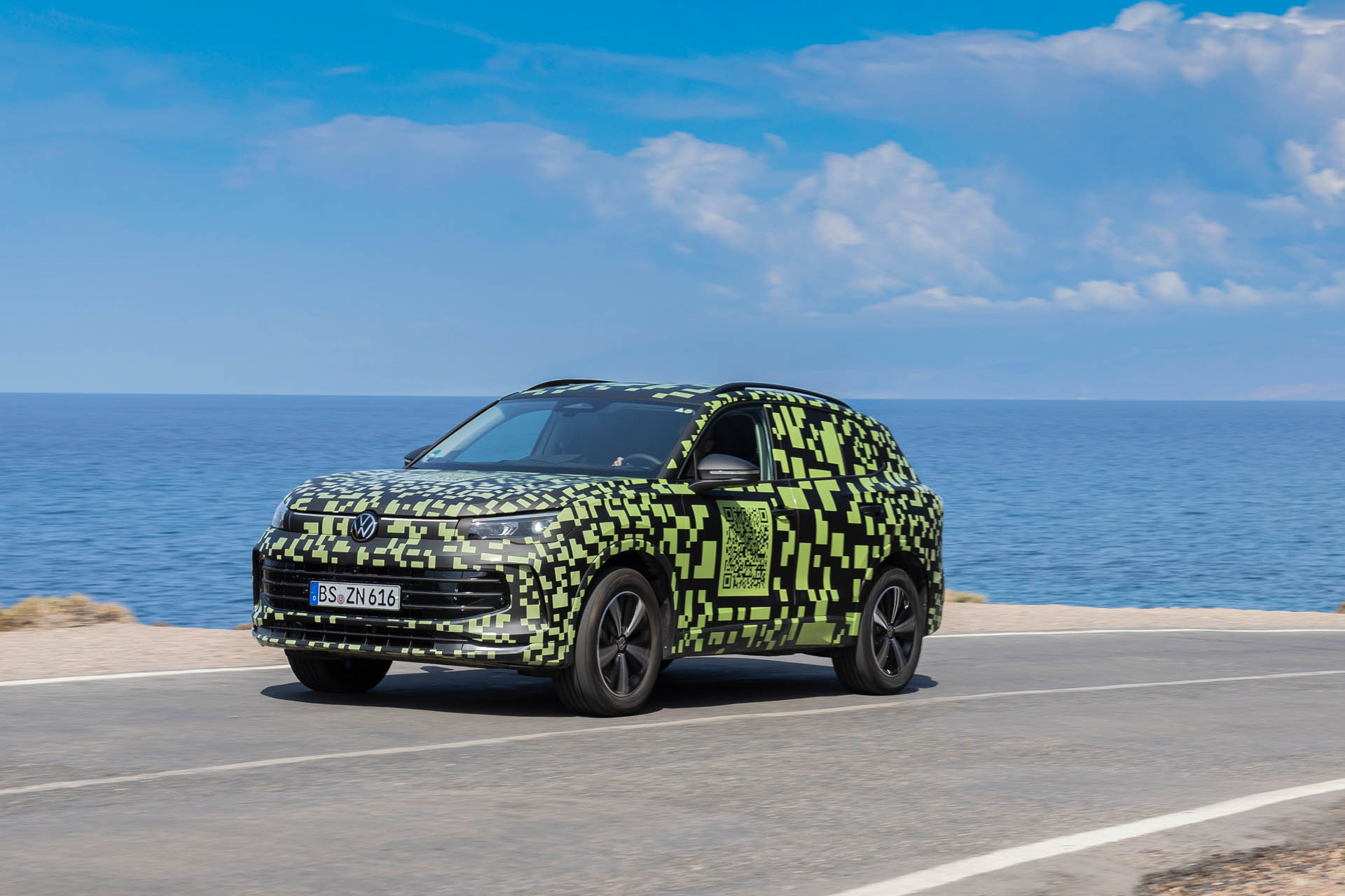 Volkswagen Tiguan camouflage 25