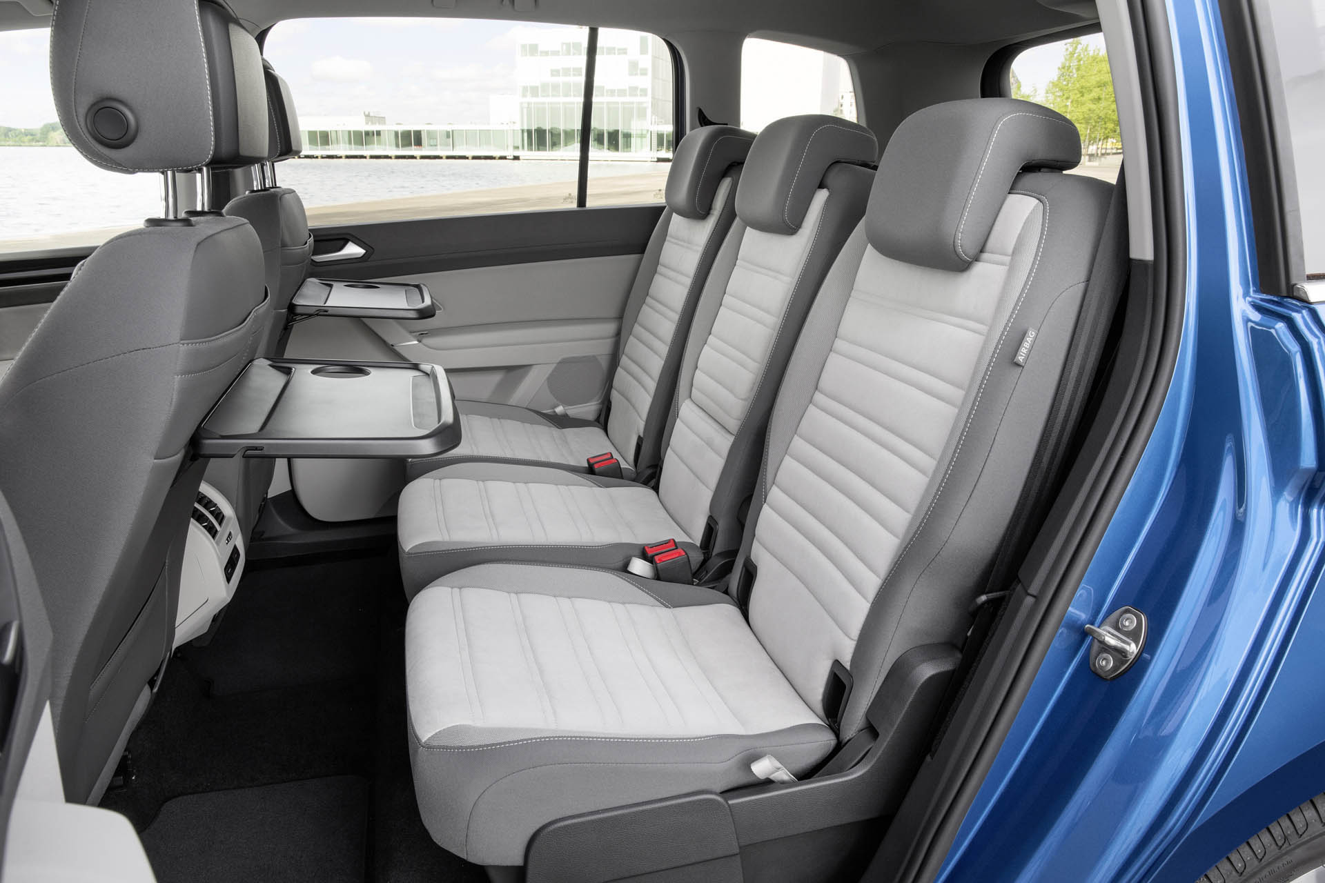 Volkswagen Touran - 20 eves 07
