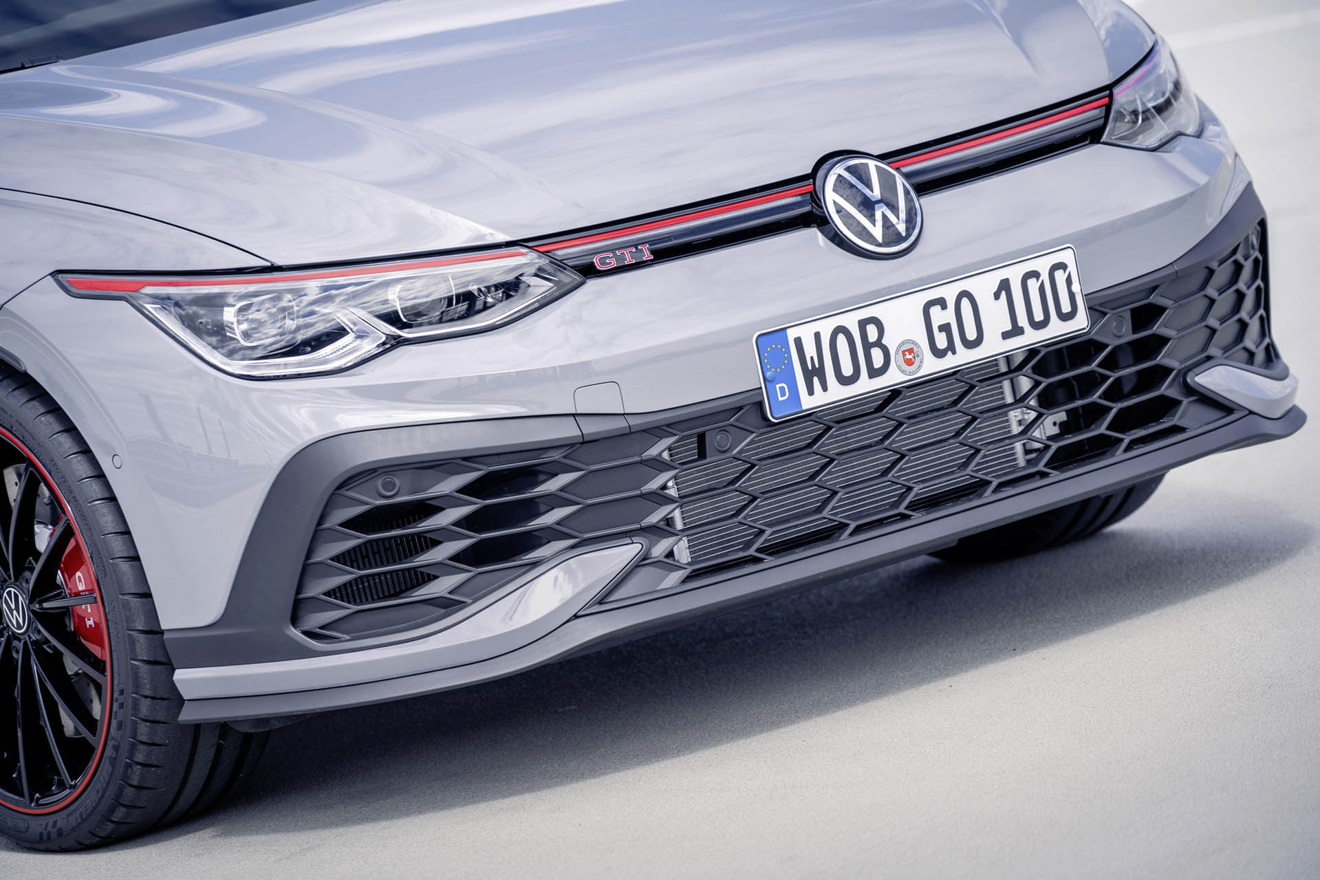 volkswagengolfgticlubsport01