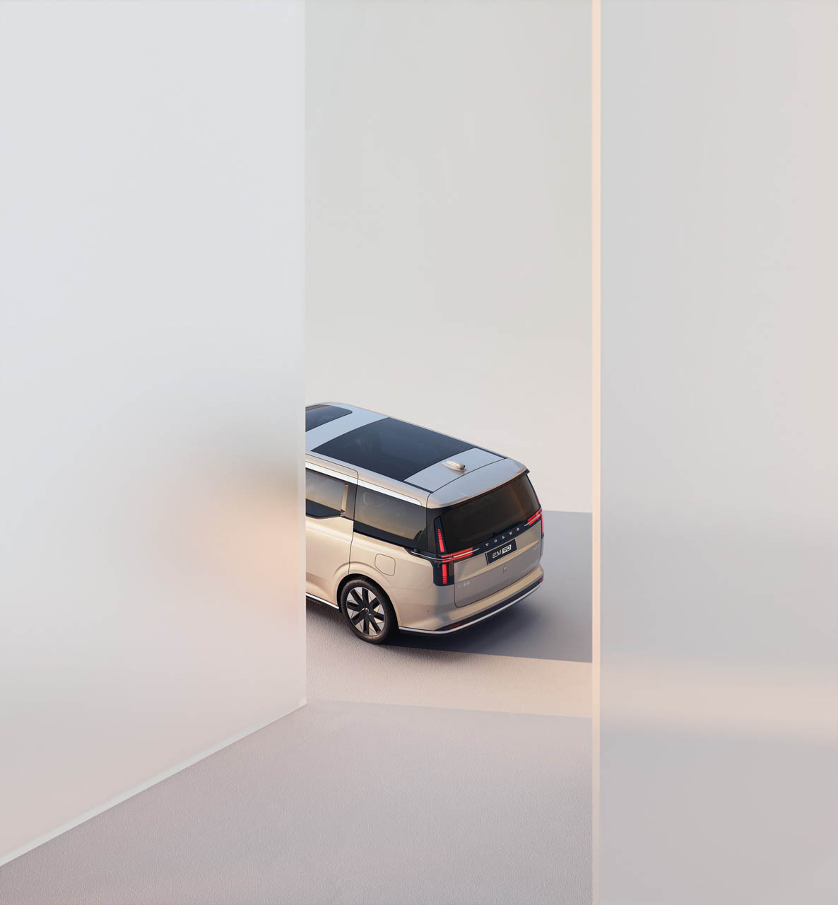 Volvo EM90 04