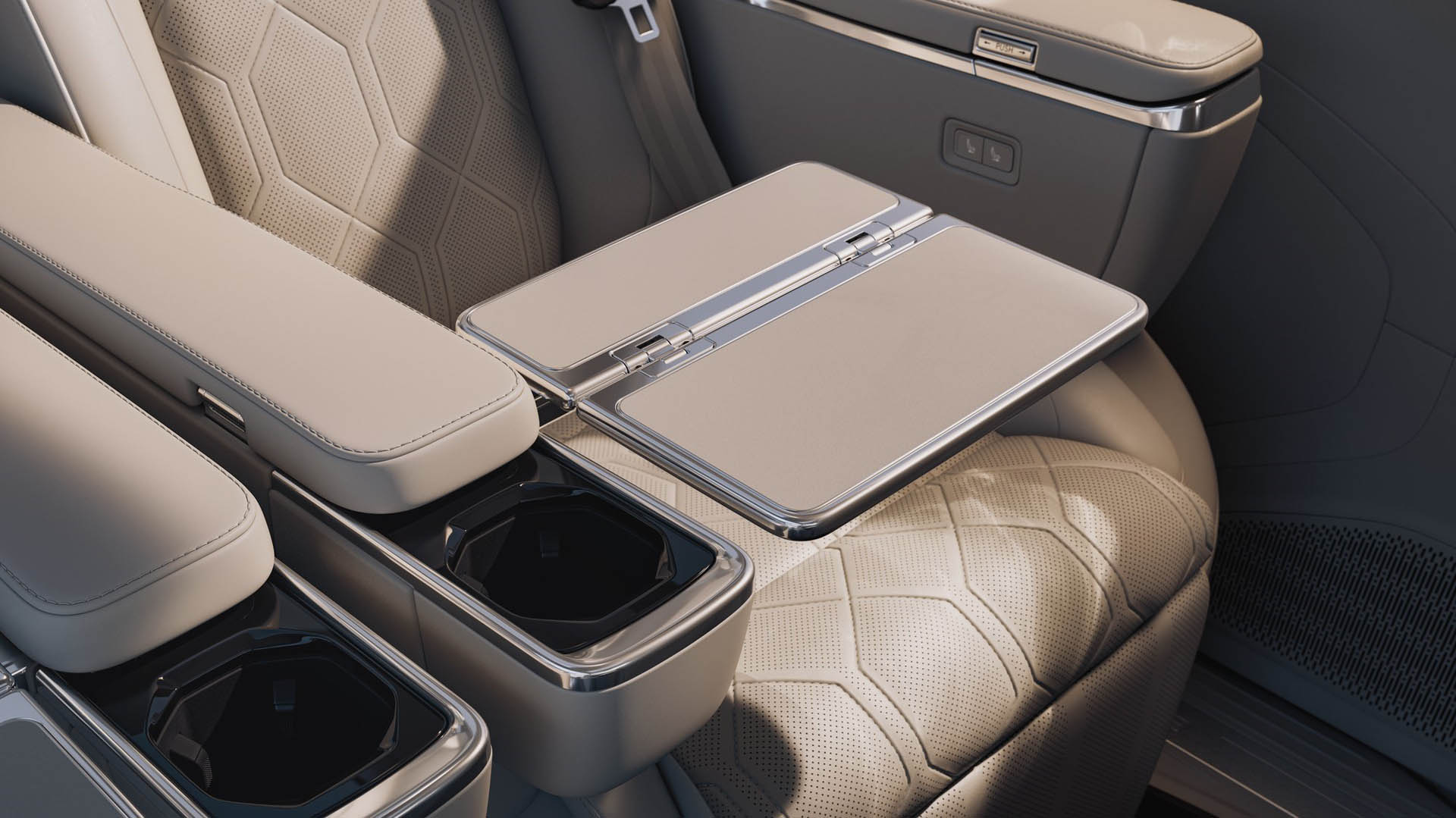 Volvo EM90 42