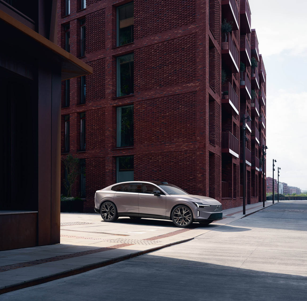 342393 Volvo ES90 Exterior