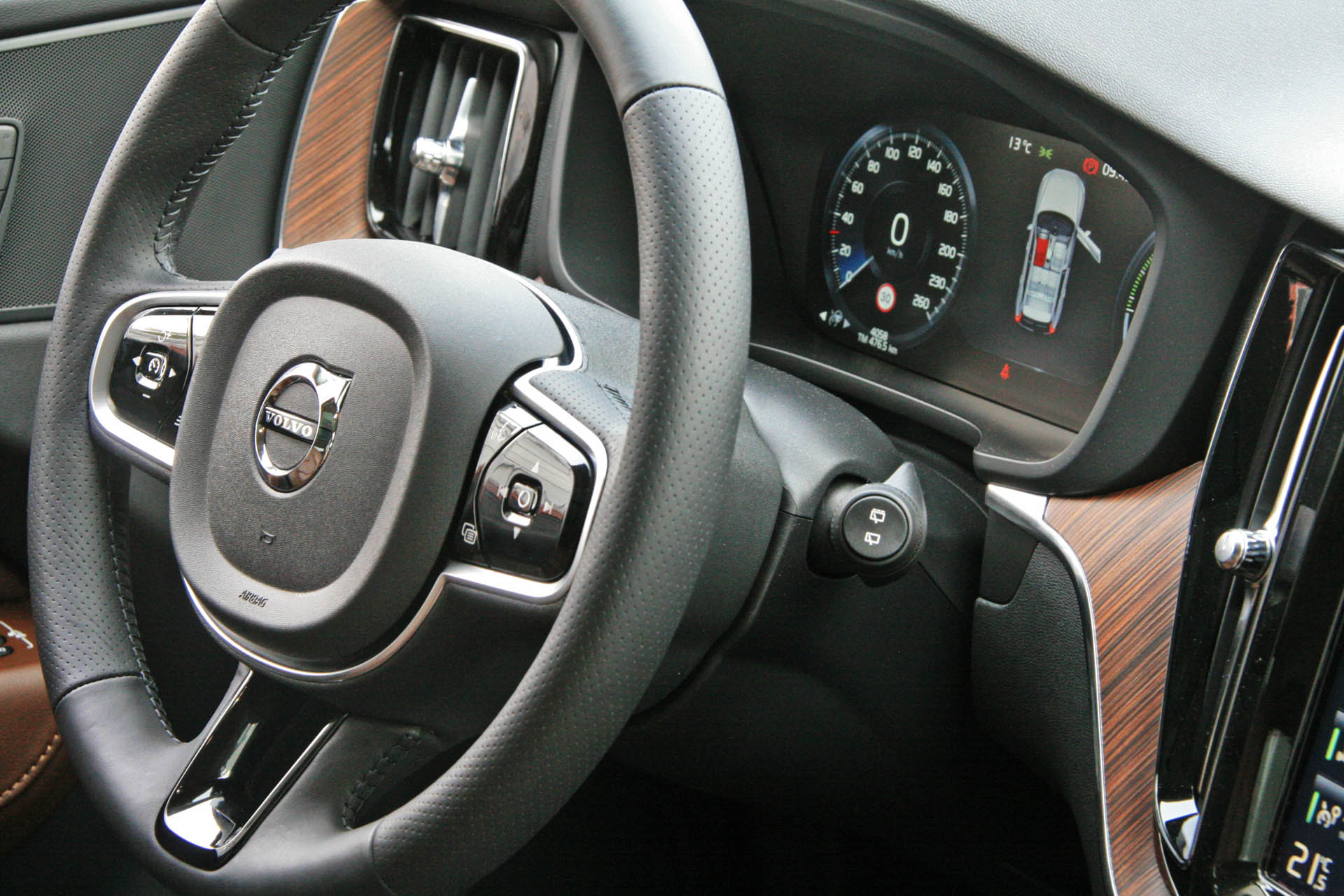 volvoxc60d4z01