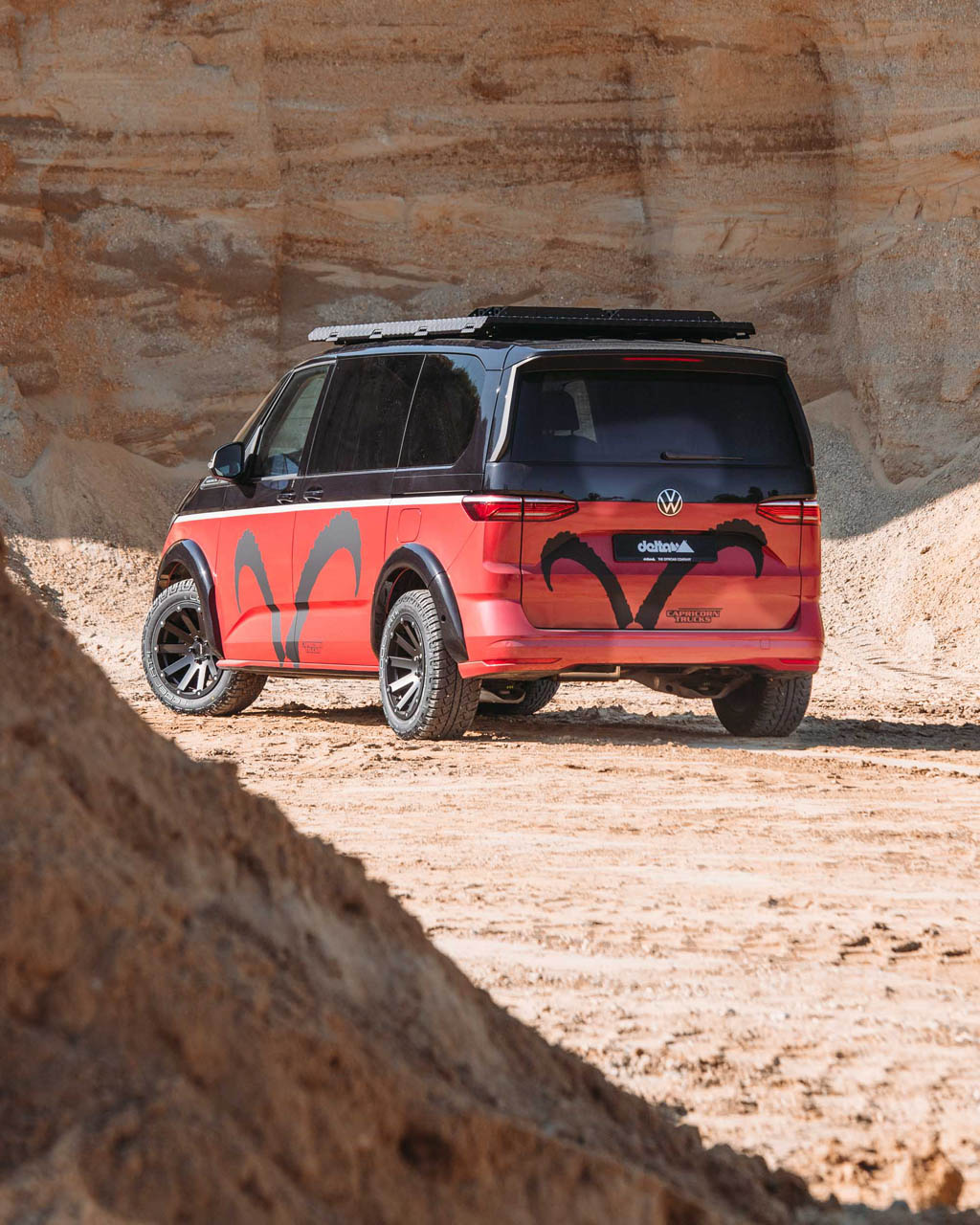 delta4x4 VW Multivan Rear 3