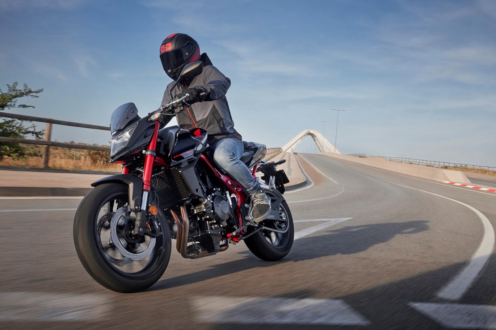421506 23YM CB750 HORNET