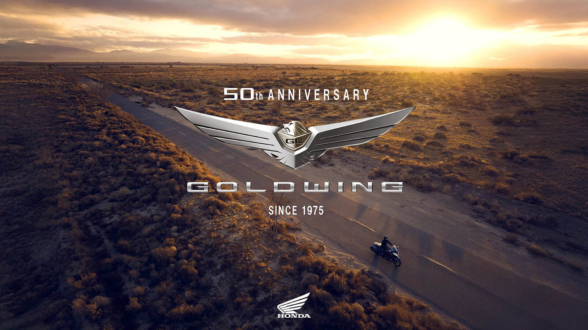 527600 25YM Honda GL1800 Gold Wing and Gold Wing Tour models celebrate half a